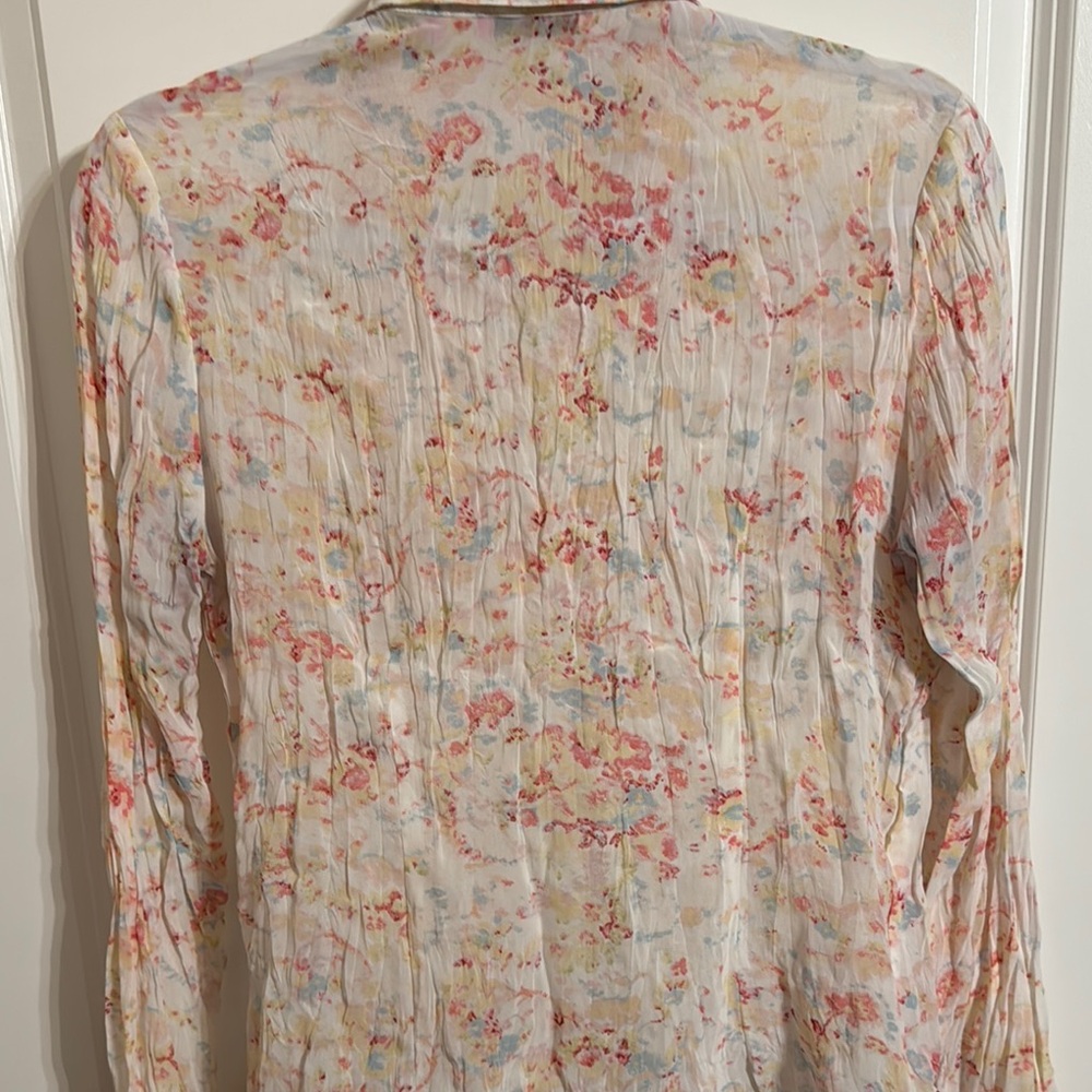 Floral Ruffle Blouse - Picture 6 of 6